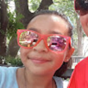 Meet your Posher, Andriea